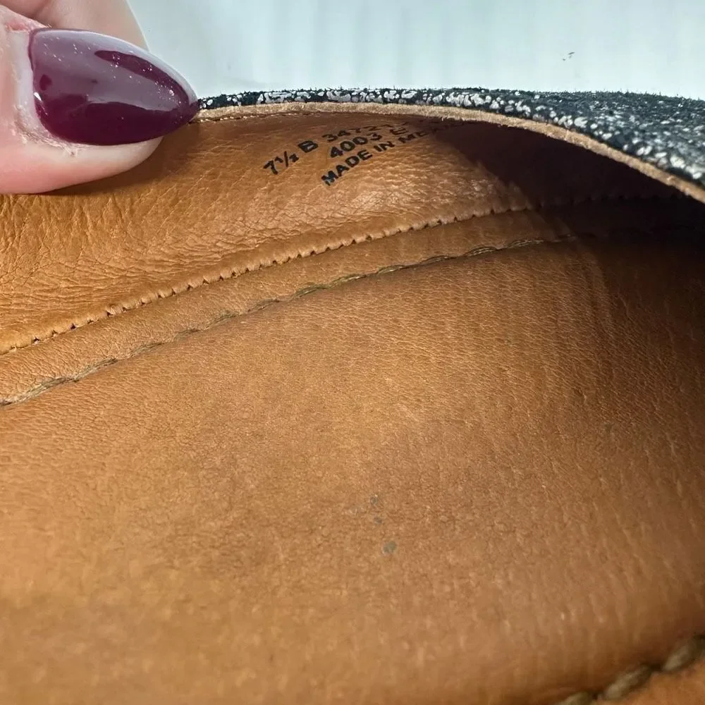 Frye Carson Flats